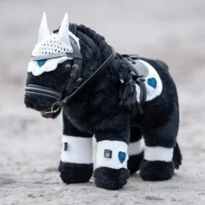 set-competition-jeu-hkm-cuddle-pony-blanc-marine.jpgv1683884288 Set de compétition HKM Cuddle Pony